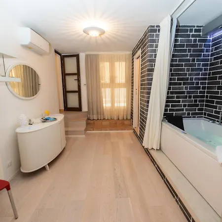 Tramarea - With A Jacuzzi Trapani